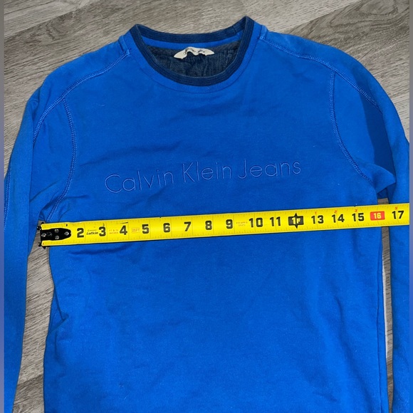Calvin Klein Jeans Sweater - Picture 2 of 5